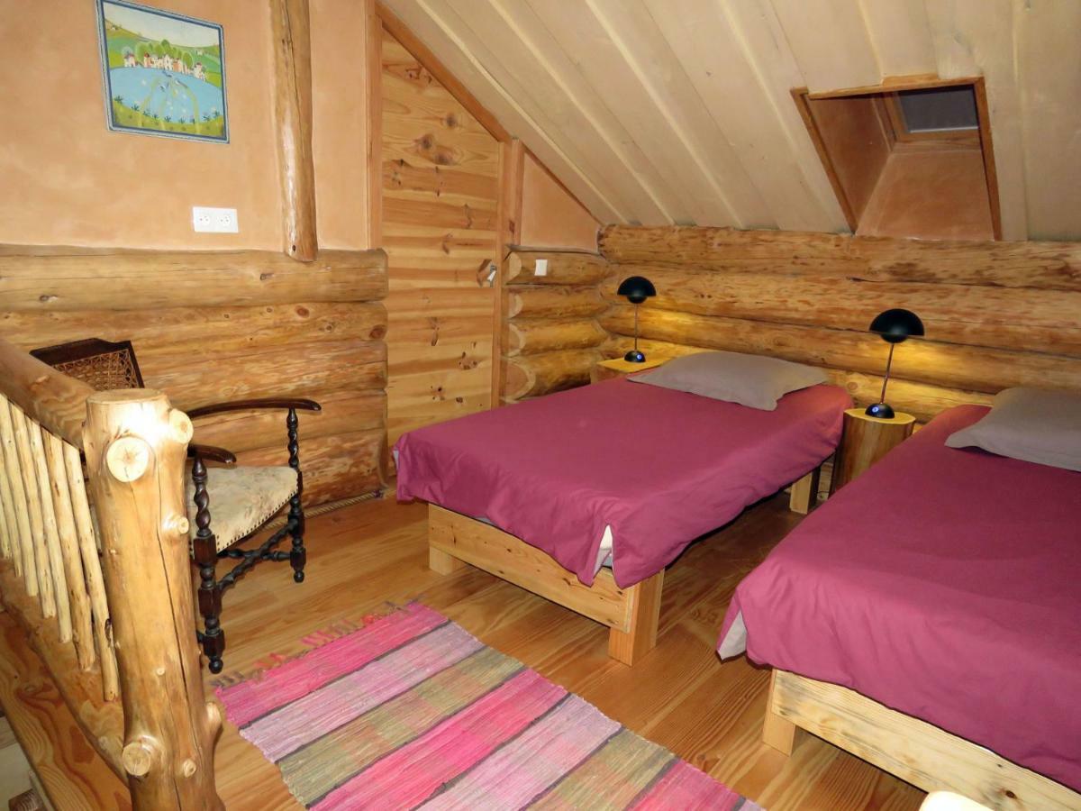 La Cabane De Hans Saint-Martial-de-Gimel エクステリア 写真